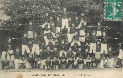  CPA FRANCE 29 "Pont l'Abbé, l'Amicale scolaire"