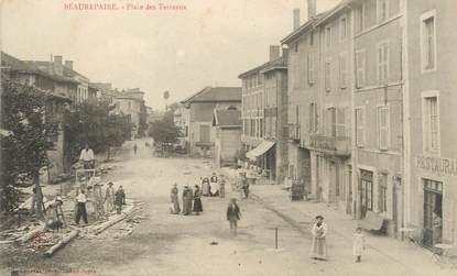 / CPA FRANCE 38 "Beaurepaire, place des Terreaux" / SCIEUR DE LONG