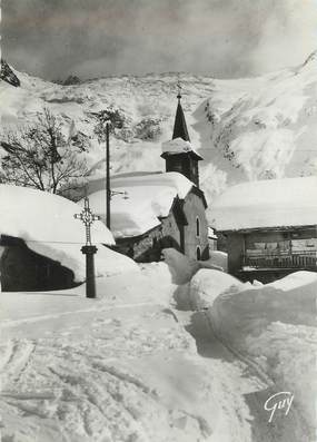 / CPSM FRANCE 74 "Montroc Le Tour, un coin du village et le glacier en hiver"