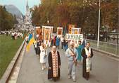 Europe     CPSM  UKRAINE "Procession des malades ukrainiens à Lourdes"