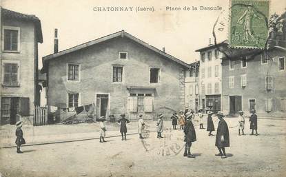 / CPA FRANCE 38 "Chatonnay, place de la Bascule"