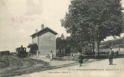 / CPA FRANCE 38 "La Côte Saint André, gare du TDI"