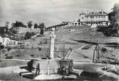 74 Haute Savoie / CPSM FRANCE 74 " Thonon les Bains, vieille fontaine et la château de Sonnaz"