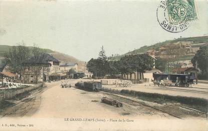 / CPA FRANCE 38 "Le Grand Lemps, place de la gare"