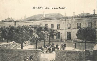 / CPA FRANCE 38 "Heyrieux, groupe scolaire"