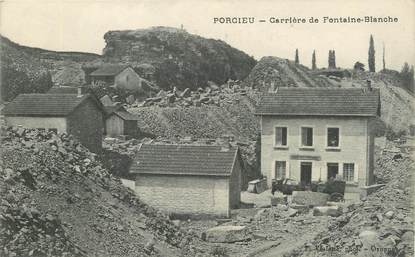 / CPA FRANCE 38 "Porcieu, carrières de Fontaine Blanche"