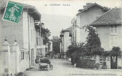 / CPA FRANCE 38 "Poliénas, une rue "