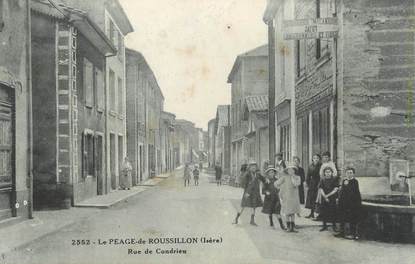 / CPA FRANCE 38 "Le Péage du Roussillon, rue de Condrieu"