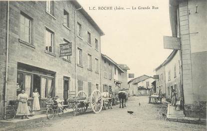 / CPA FRANCE 38 "Roche, la grande rue"