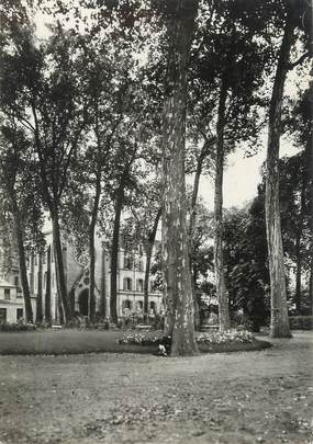 / CPSM FRANCE 78 "Versailles, école Sainte Geneviève, l'entrée"