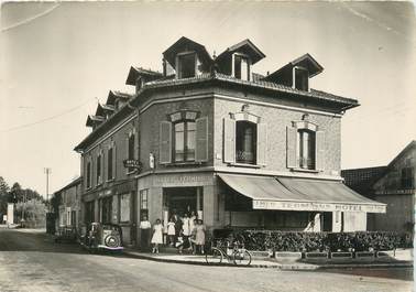 / CPSM FRANCE 78 "Saint Léger en Yvelines, terminus Hôtel"