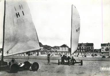 / CPSM FRANCE 80 "Fort Mahon plage, aéroplages et front de mer "