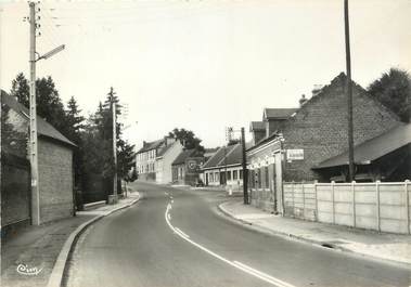 / CPSM FRANCE 80 "Pierrepont sur Avre, le Hamel, Nationale"