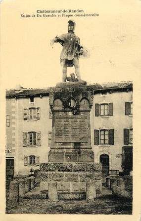 .CPA FRANCE  48 "Châteauneuf de Randon,  Statue de Du Guesclin"