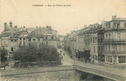 CPA FRANCE 55 "Verdun, rue de l'Hotel de Ville"