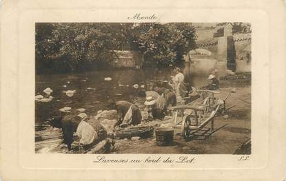 .CPA FRANCE  48 "Mende,  Laveuses au bord du lac"