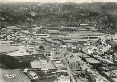 / CPSM FRANCE 84 "Cabrières d'Aigues, vue générale aérienne"