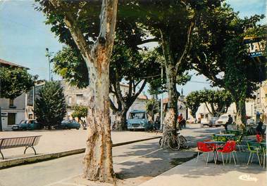 / CPSM FRANCE 84 "Sarrians, place Jean Jaurès"