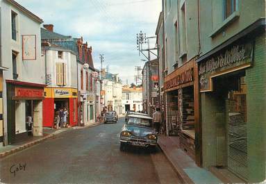 CPSM FRANCE 85 "Chantonnay, rue Nationale"