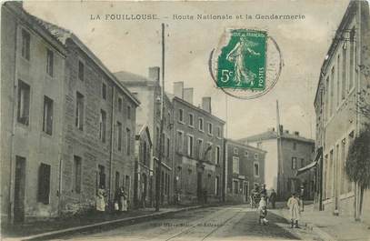 .CPA FRANCE 42 '"La Fouillouse, Route nationale et Gendarmerie"