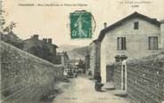 42 Loire .CPA FRANCE 42 '"Fraisses, Rue des Ecoles et Place de l'Eglise"