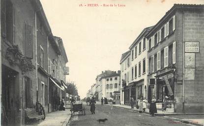 .CPA FRANCE 42 '"Feurs, Rue  de la Loire "