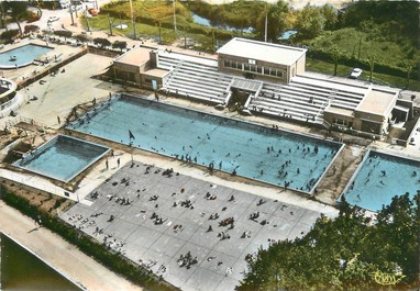 / CPSM FRANCE 89 "Auxerre, la piscine"