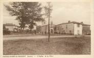 42 Loire .CPA FRANCE 42 "Notre Dame de Boisset, l'Eglise et la Place "