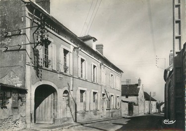 / CPSM FRANCE 89 "Chichery, mairie et école"