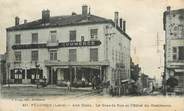 42 Loire .CPA FRANCE 42 "Pélussin, aux Croix, La Grande Rue et  l'Hôtel du Commerce"