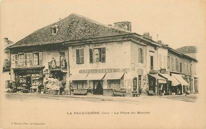 .CPA FRANCE 42 "La Pacaudière, La Place du Marché"