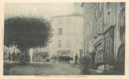 .CPA FRANCE 42 "Panissières, Place de la République"