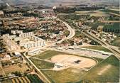 89 Yonne / CPSM FRANCE 89 "Sens, vue aérienne" / STADE