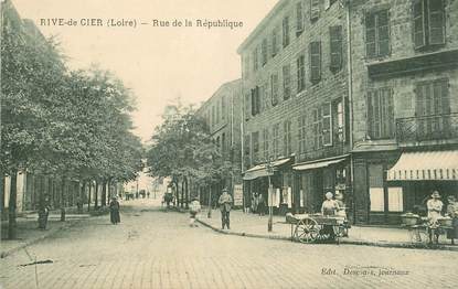 .CPA  FRANCE 42 "Rive de Gier, Rue de la République"