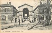 42 Loire .CPA  FRANCE 42 "Roanne, Entrée de Abattoirs"