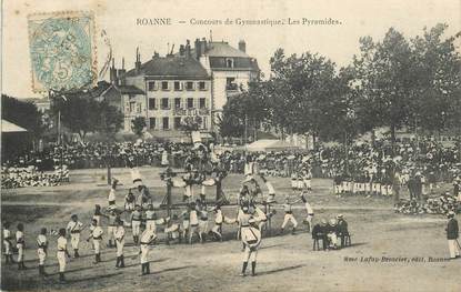 .CPA  FRANCE 42 "Roanne,  Concours de gymnastique, Les Pyramides"