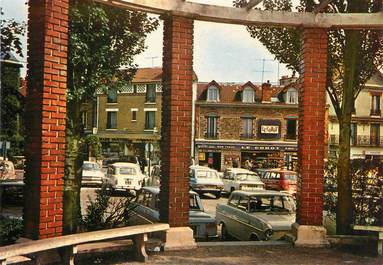 / CPSM FRANCE 91 "Savigny sur Orge, la place du marché"