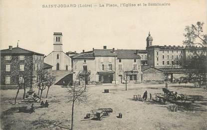 .CPA  FRANCE 42 " Saint Jodard, La place l'église et le séminaire"