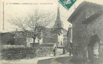 .CPA  FRANCE 42 " St Christo en Jarrêt, La rue de l'école"