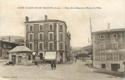 .CPA FRANCE 42 "St Julien Molin Molette, Place de la Bascule et Route du Pilat"