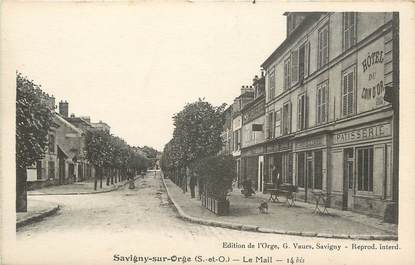 CPA FRANCE 91 "Savigny sur Orge, le Mail, Hotel du Coin d'Or, Café Billard"