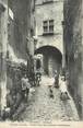 07 Ardeche .CPA  FRANCE 07 "Annonay, Rue des Consuls, vieille Porte des anciennes fortifications"