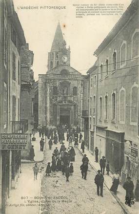 .CPA  FRANCE 07 "Bourg St Andéol, Eglise romane du XIème siècle sortie de la  messe"