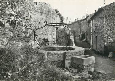 / CPA FRANCE 83 "Bormes, vieux puits, vieille rue"