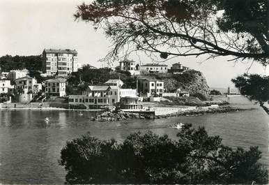 / CPSM FRANCE 83 "Bandol, pointe et plage de René Cros"