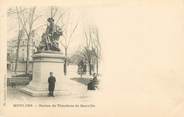 03 Allier CPA FRANCE 03 "Moulins, Statue de Théodore de Banville"