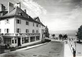 74 Haute Savoie .CPSM   FRANCE 74 "Thonon les Bains, La promenade et la Place du Château"