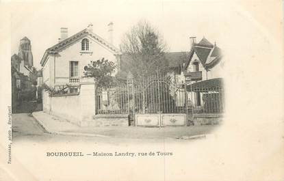 .CPA FRANCE 37 "Bourgueil, Maison Landry rue de Tours"