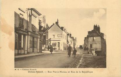 .CPA FRANCE 37 "Châteaurenault, Rue Pierre Moreau et Rue de la République"