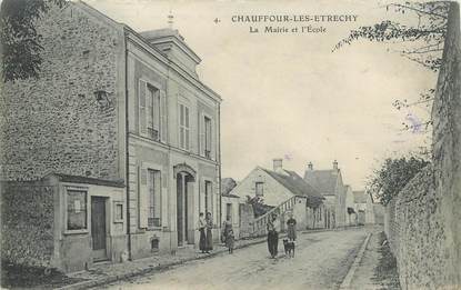 CPA FRANCE 91 "Chauffour les Etréchy, la mairie et les Ecoles"